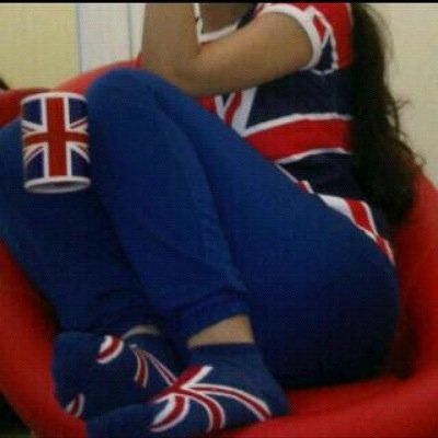 ممن يبي سهرهه اليوم. أو اعرضله سكايب بس يجيب معه كرت سوا 100 وارسله رقمي ونتواصل واتساب انتظر الجادين