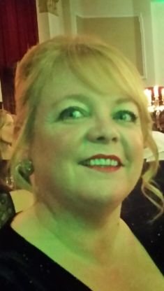 Head of Customer Experience at Muir Group. Two big passions in life - customer service and Man Utd - when they're excellent life is good!