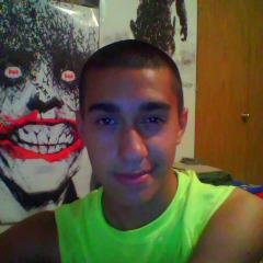 star wars vids n pics trailers music #sw and my life stuff:) that kinda stuff :)   age: 14
