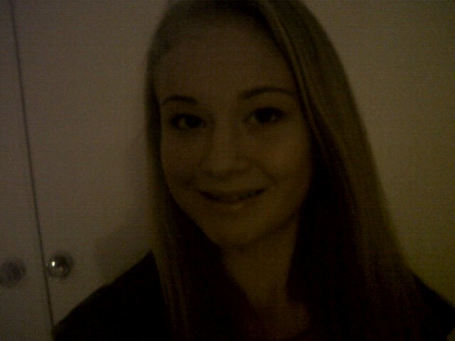 #blonde loves bands like 5sos , One Direction and The Vamps, i play guitar and love music. Hobbies include lots and lots of singing and dreaming. xx