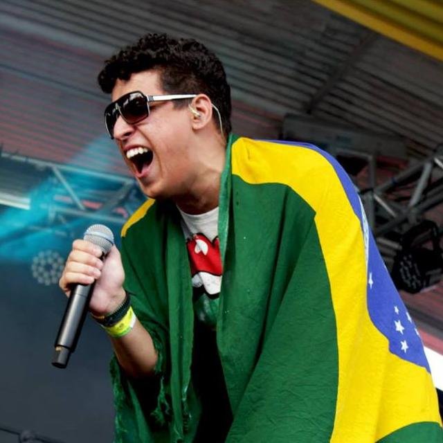 Twitter oficial do músico Thiago Vianna.
Siga para ficar por dentro da agenda de shows e lançamentos de músicas.