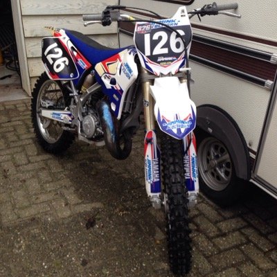 Yz125