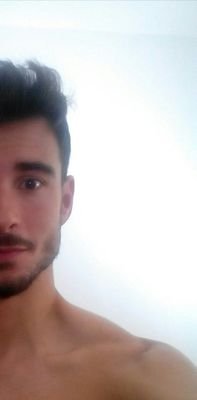 Estudiante de INEF en la Universidad Politécnica de Madrid y Triatleta.