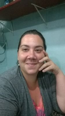Sou comunicativa,alegre, inteligente e gosto de fazer novos amigos!