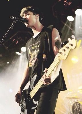 you may be a calum girl but im Calum's girl.
