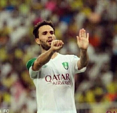 بخصوص الي موعاجبها الاهلي  ترا ما  تأسس على شان خشتك ولا عشانك  فخليك فناديك ابركلك