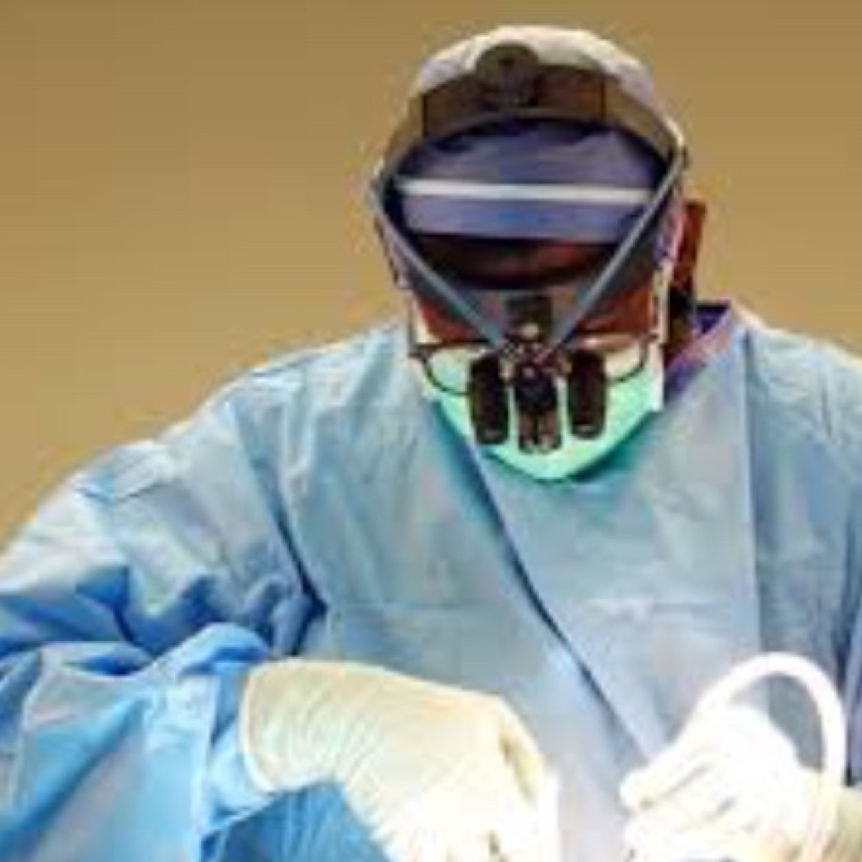 doctorhassans's profile picture. Resident Obstetrician & Gynaecologist. Tweet to promote women's rights and well being. Committed to women and child health.