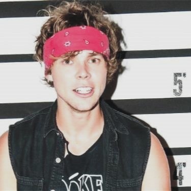 hey please follow @punkxxrockx it'd mean the world!! And please rt my last rt! ILY