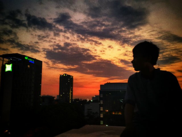 yodiventus28's profile picture. 