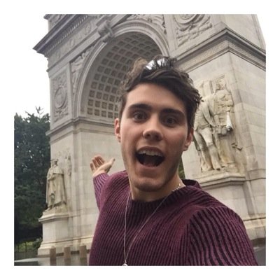 I like bands and youtubers (wow, how cliché)