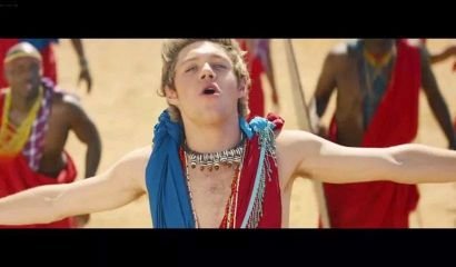 .I'm a Directioner & a Crazy Mofos , I'm so obsessed with 1D seriously to Nialler , and i also like 5Sos , Bye , Vamp 3 ;)