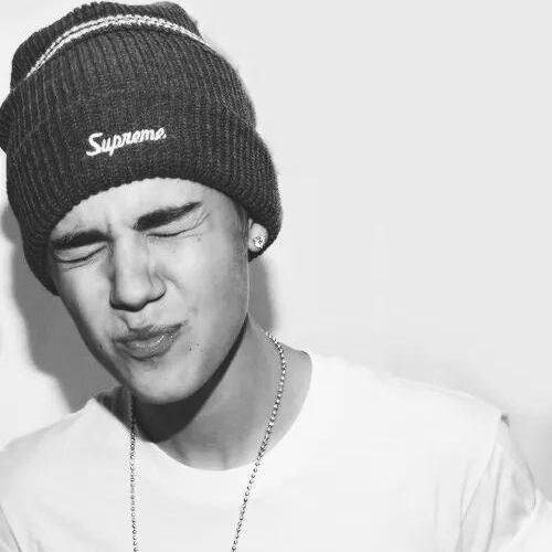 perfil somente para ajudar @justinbieber nas votações
