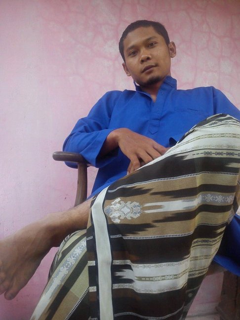 ketika kerja kita tidak d hargai maka sa'at itu kita sedang belajar ketulusan