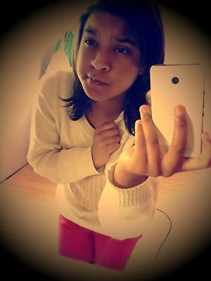 Sarcastic. Short. Hipster. Food`Lover. Tumblr. Piercings. Tattoo's. Mahomie. Janoskianator. Goofy. Weirdo. Dubstep. Movies. Chocolate. Photography.