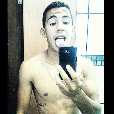 Ser feliz até onde der. Até onde puder. Sem adiar, ser feliz o tanto que durar.
