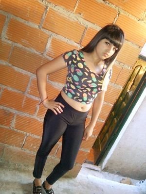 Hola soy Bren 11-2256-8831 / Seguime y te sigo / amo al millo 3 / Ñengo es mi idolo