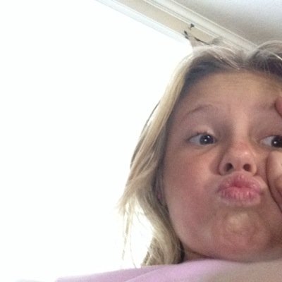 ChloeeIm's profile picture. 