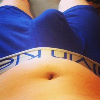 I am gay and love watching and playing sports and love undies and speedos. Love music too