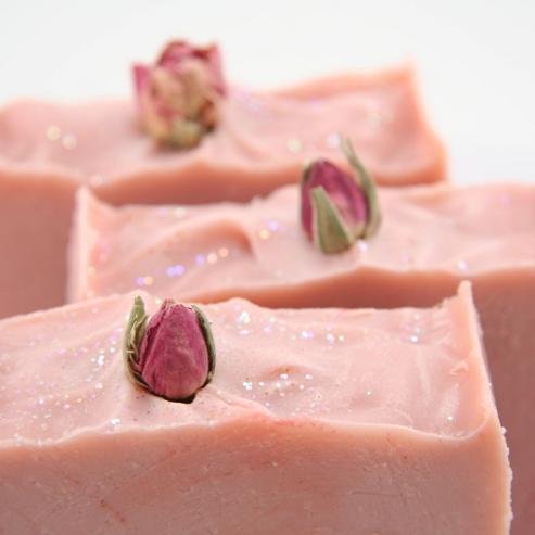 VEssentia's profile picture. Vitae Essentia is a small family owned business offering luxurious bath, body, & home care products handcrafted in small batches in Connecticut.