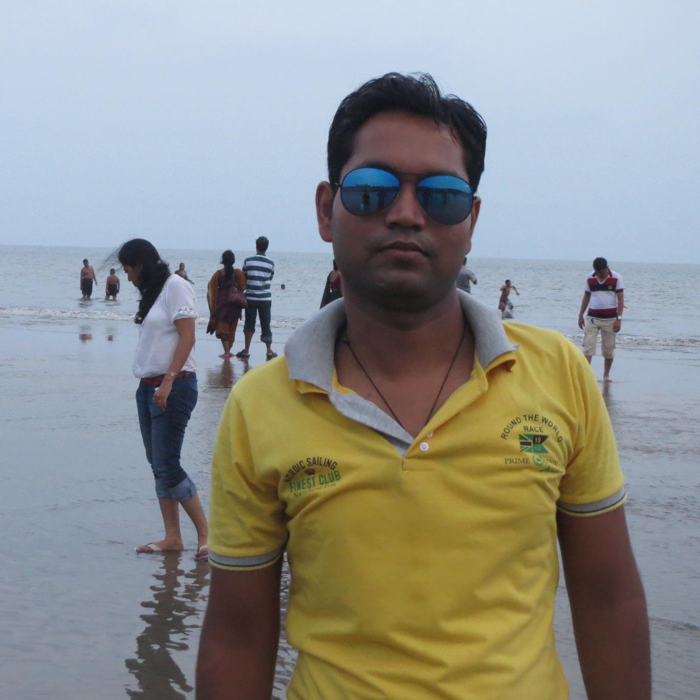 avanindra19959's profile picture. goverment job indian railway