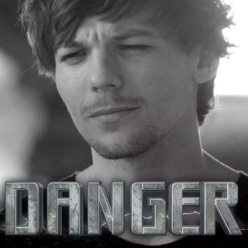 be a little boy is not to be gay is to have five idols
five models press five inspirations five voices
five talents one direction being a little boy is to rec