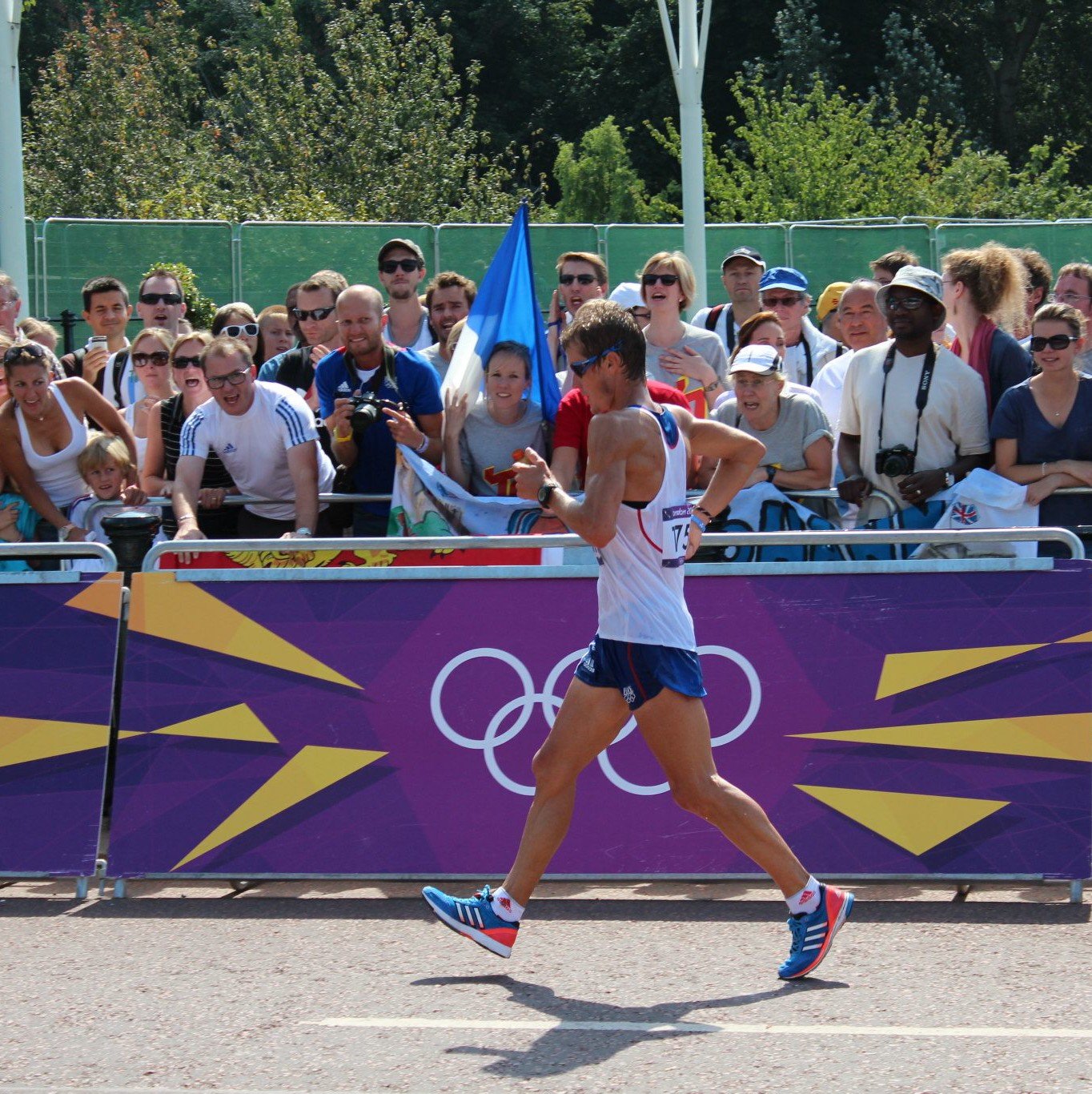 EX-Athlète Français spécialiste du 50km Marche:
   - Champion de France 2014-2010
   - 28e Jeux Olympiques Londres  2012
Et maintenant kiné