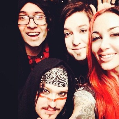 10.10.14 i almost got drunk with ETF, @Robertthelegend told me «ti amo» and @kthrash called me “sweetheart” |don't wait for me, i dunno if i'll be back|