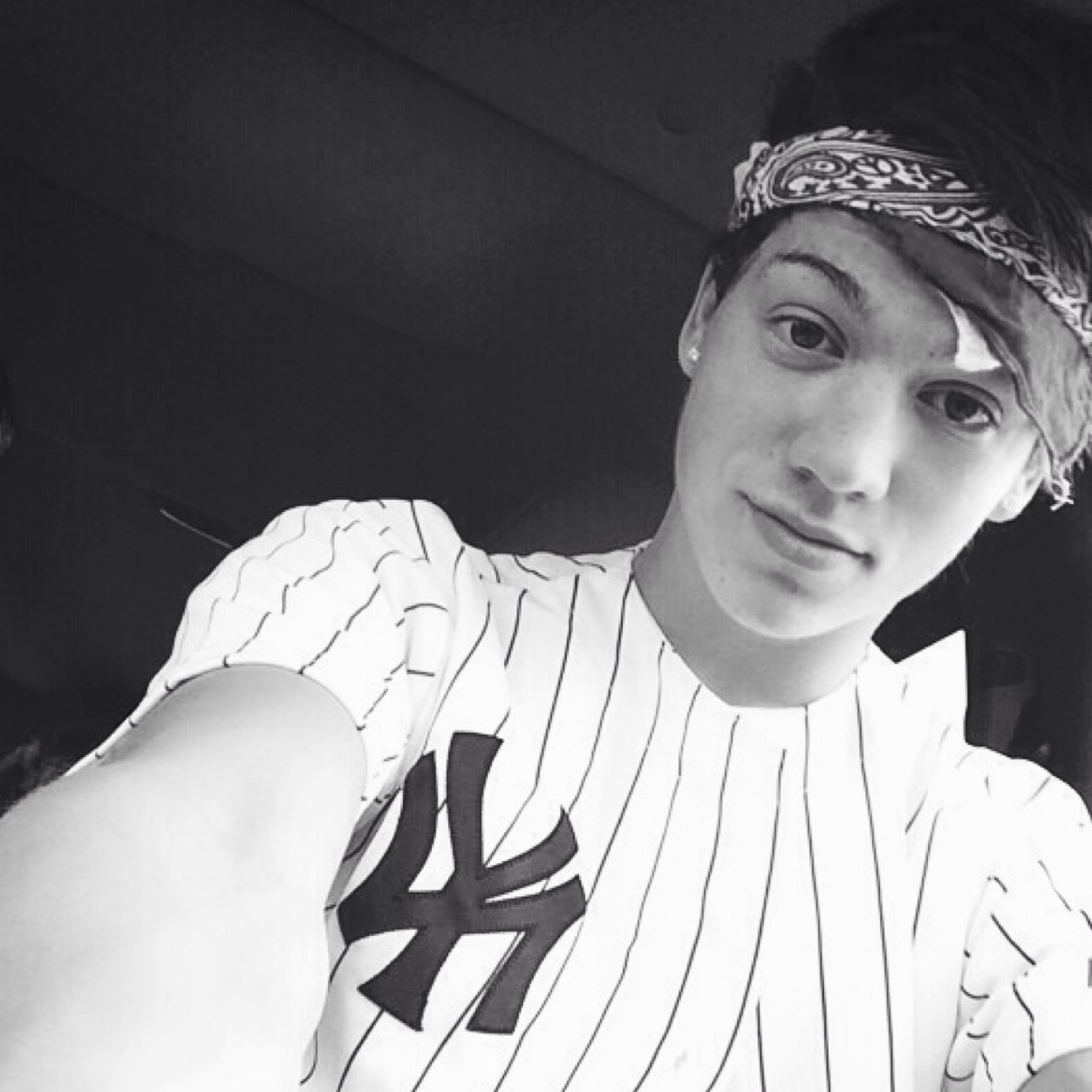 dear taylor, you already stole my heart so you might as well steal my virginity too.