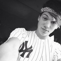 tay (@tiedyecaniff__) 's Twitter Profile