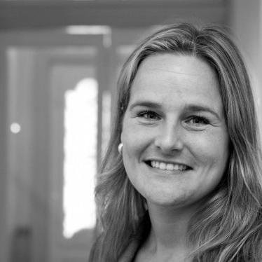 Merk/organisatie-, team- en persoonlijke ontwikkeling | Blijven leren | Agile | Linksom of rechtsom | Gek op nerderige grappen | Tweets op persoonlijke titel