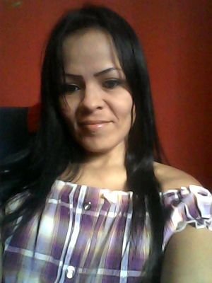 NazlyReng's profile picture. 