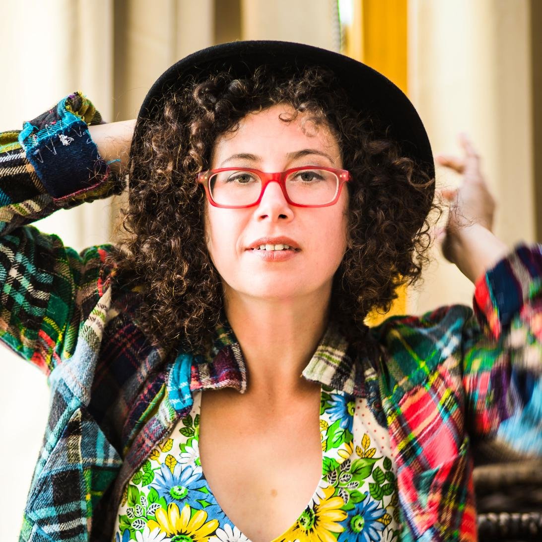 EmilyZisman's profile picture. Folk-Americana singer-songwriter born and raised in the San Francisco Bay Area. A voice planted firmly in the earth, mature and vibrant.