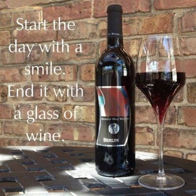 WineWednesday_'s profile picture. Offical Twitter Account of the WINE WEDNESDAY Podcast