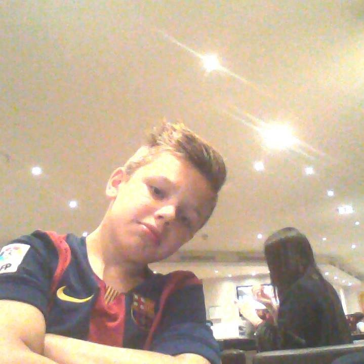 EVOAVFC's profile picture. peace guys FOLLOW me!!!!✌️