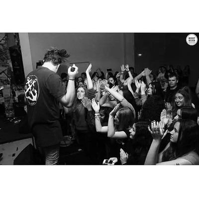 5SOS_Smiley's profile picture. • bands = life • ig - xnerdswagx • find yourself a tragedy • slowly lose your sanity •