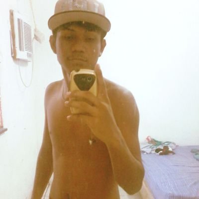 -`O que voce pensa sobre mim não vai mudar quem eu sou´-. mas pode mudar o meu conceito sobre voce...
