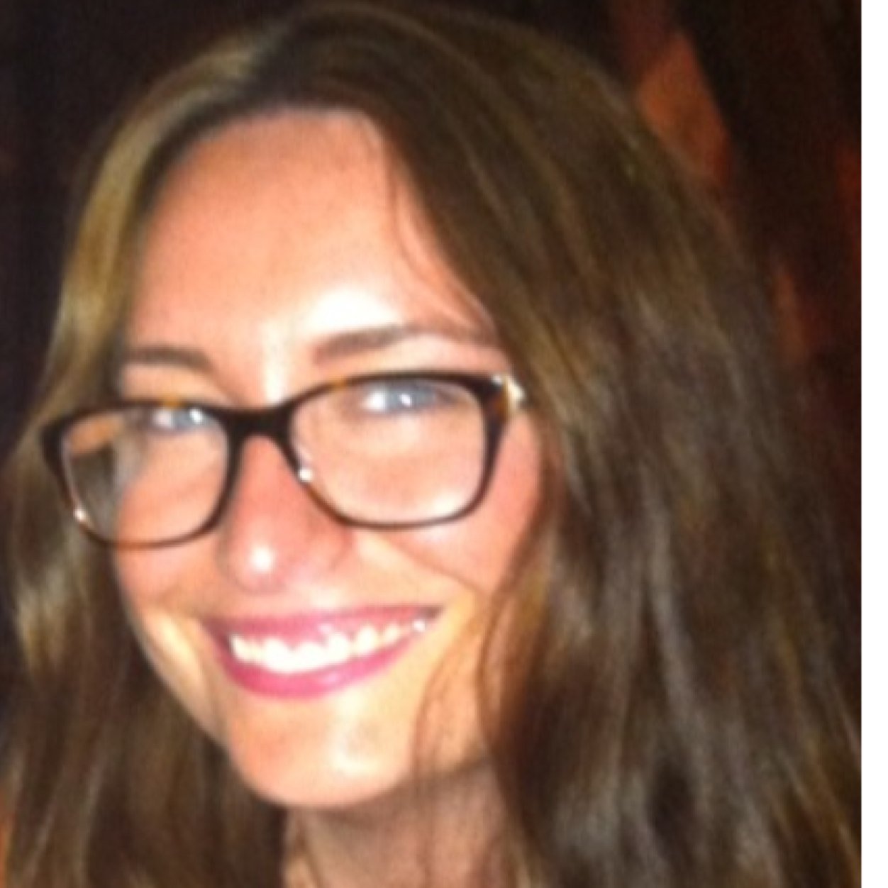 cine_bear's profile picture. Find me on insta instead