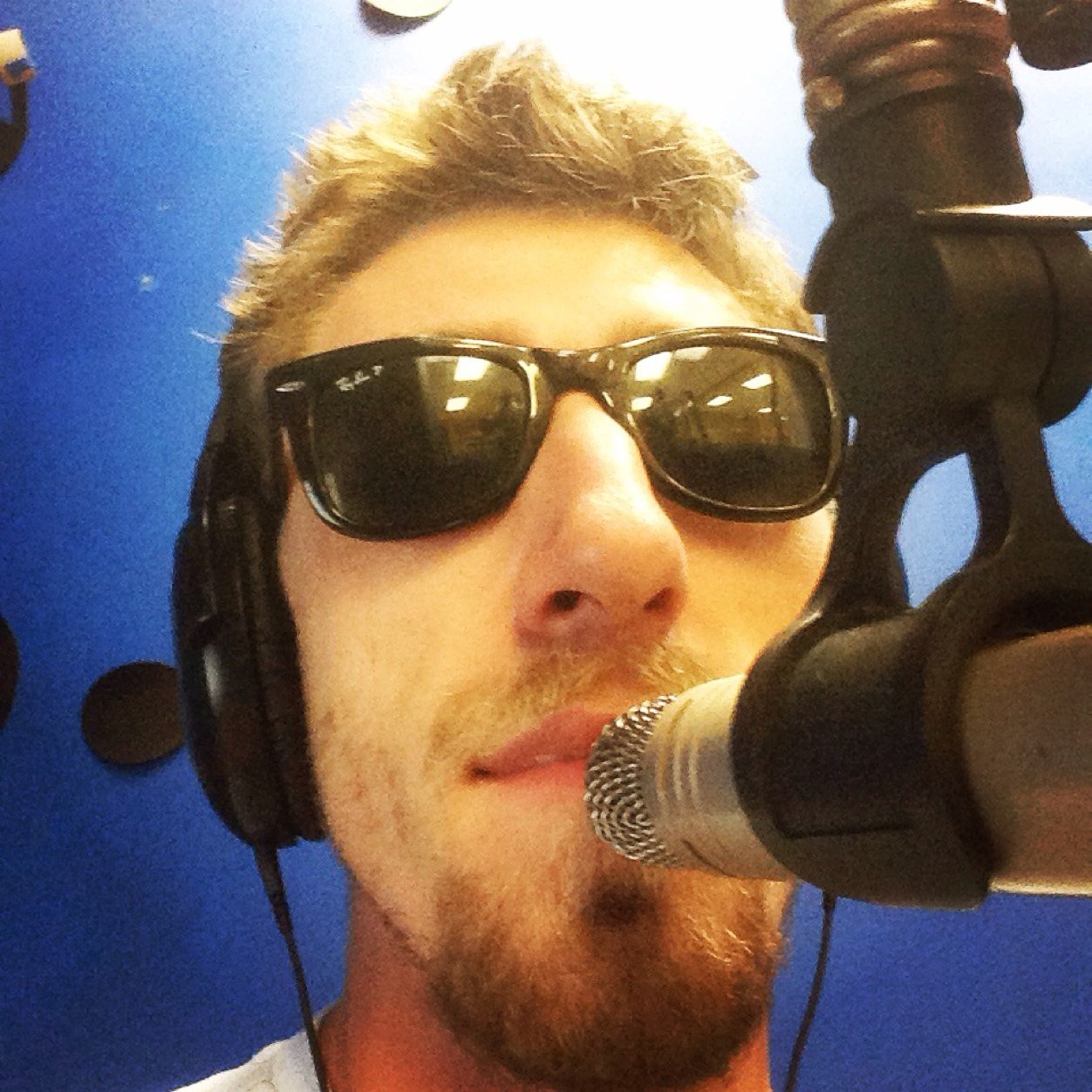 It's Only Rock & Roll, But I Like It. Tune in to hear all your favorite Classic Rock & Oldies Tunes!