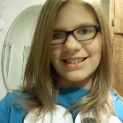 EmmaEmmahoffart's profile picture. I like muffins.