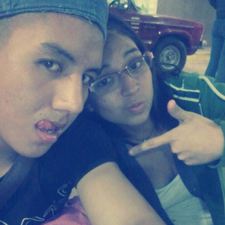 coreografa en balth y en todo clase de musica y maestra de ginnacia
