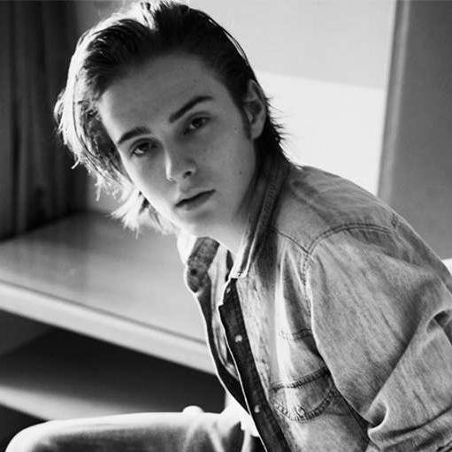 If you need me, I'll be in the library.. 'Incubus' is just a sick joke. Owner of the Corner Coffee Shop. [17 || Literate || Incubus]