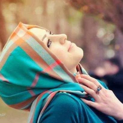 ناشطة إجتماعية