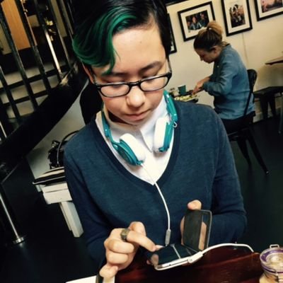 I'm an artist that loves to get high on music. A science fanatic that loves psychology.