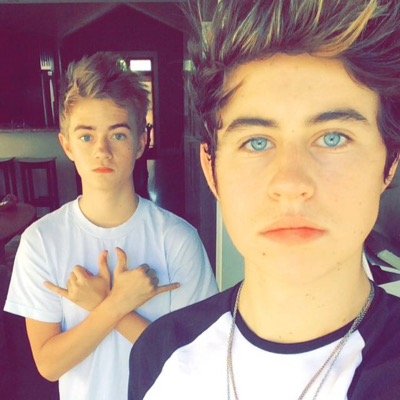 0/12-Matthew Sherrill+King Bach+Reed Deming+Sebi Olzanski+Carl Chiasson+Conner Bobay+SelfieC+Jonah Marais+Dylan Holland+Cameron Kasper+Aram Flood