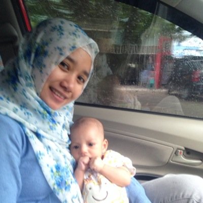 wife of @mint_delapan. Female*Anggun (Anak-Nggunung) *Engineer*Koleris*Compound Designer*Talkless*Love reading&music*hate sinetron as much as i hate cigarette*