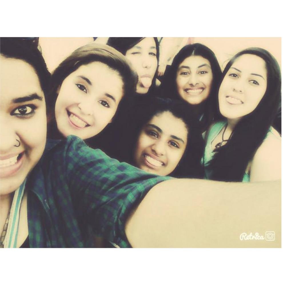 Somos un grupo de chicas unidas por una pasión, SONUS. Pau|Aixu|Key|Vicky|Jaz|Nanu