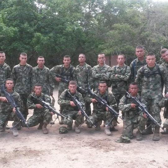 America de cali el amor de mi vida!Infanteria de Marina!muerte y destruccion al enemigo temor solo ante Dios!