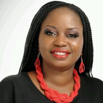 makeup artist and stylist, head instructor at ojulogearts world beauty and film academy Lagos.Nigeria