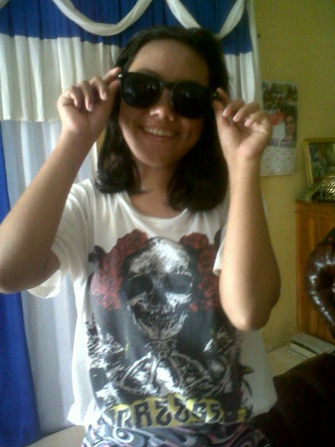 ..selalhue sayang MamaPapa & Sahabat :) ♥ (งˆ▽ˆ)ง  ♥
 froom : Rizmhyyanhaa :*