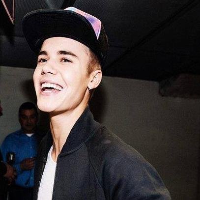 @AustinMahone followed 16/Julio/14 ♥ @iScreamau followed 14/Agosto/14 ♥